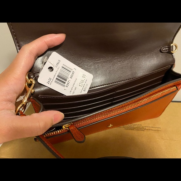 Authentic Coach - Picture 4 of 4